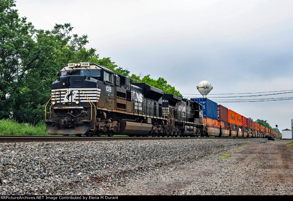 NS 1029 on 268
